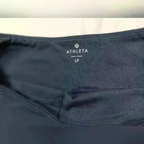 ATHLETA Wide leg Yoga  pants. Ladies size L Petite. - Picture 7 of 10